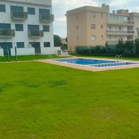 Apartment Planta Baja Con Piscina Y Parking En Miami Playa, Cerca Del Mar - Es-9-155