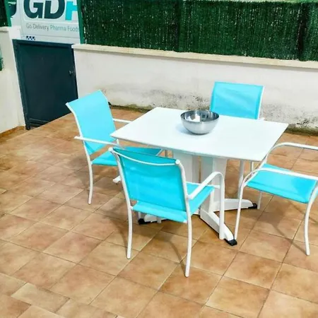 Planta Baja Con Piscina Y Parking En Miami Playa, Cerca Del Mar - Es-9-155