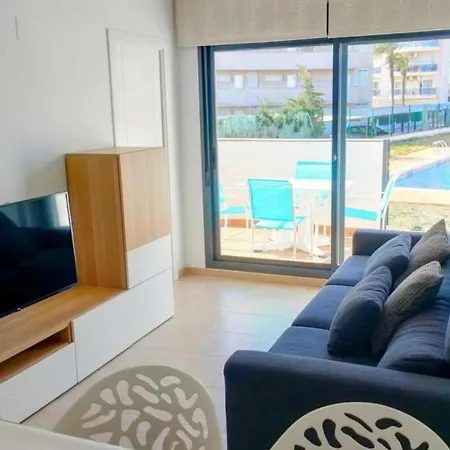 Planta Baja Con Piscina Y Parking En Miami Playa, Cerca Del Mar - Es-9-155 Apartment